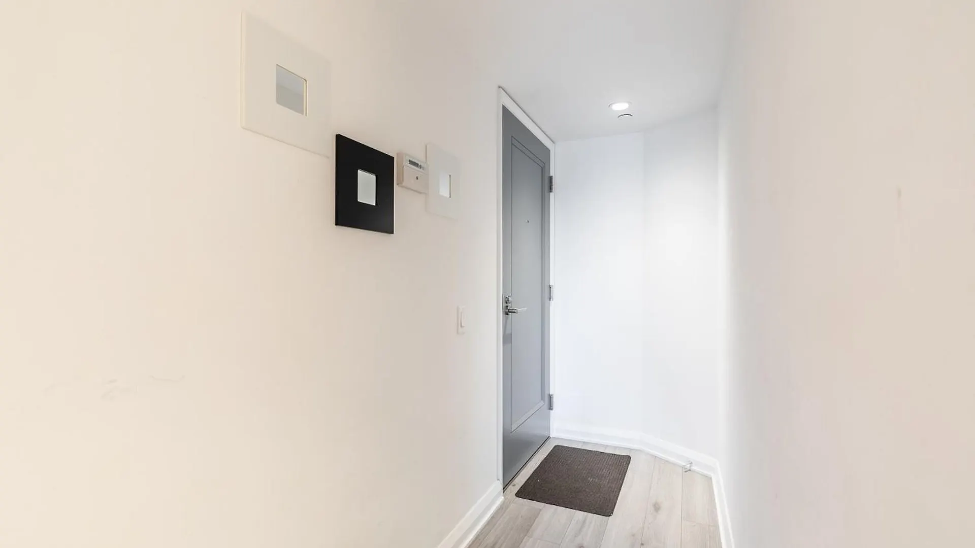 Yorkville Plaza Express Stay Toronto
